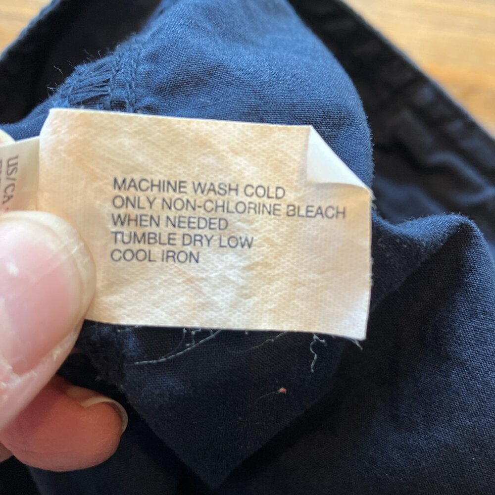 GAP Navy Blue Cargo Shorts - Picture 5 of 5